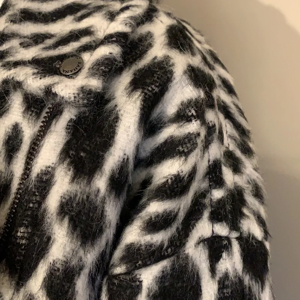 🖤🤍Banana Republic Snow Leopard Cocoon Coat XS/S NWT